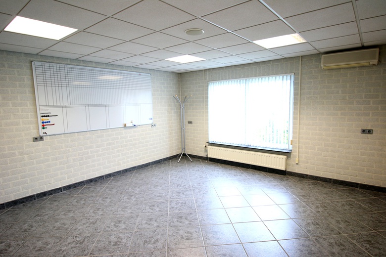 KantoorruimteaanUilecotenweg 20<br/> inAmmerzoden KantoorruimteaanUilecotenweg 20<br/> inAmmerzoden