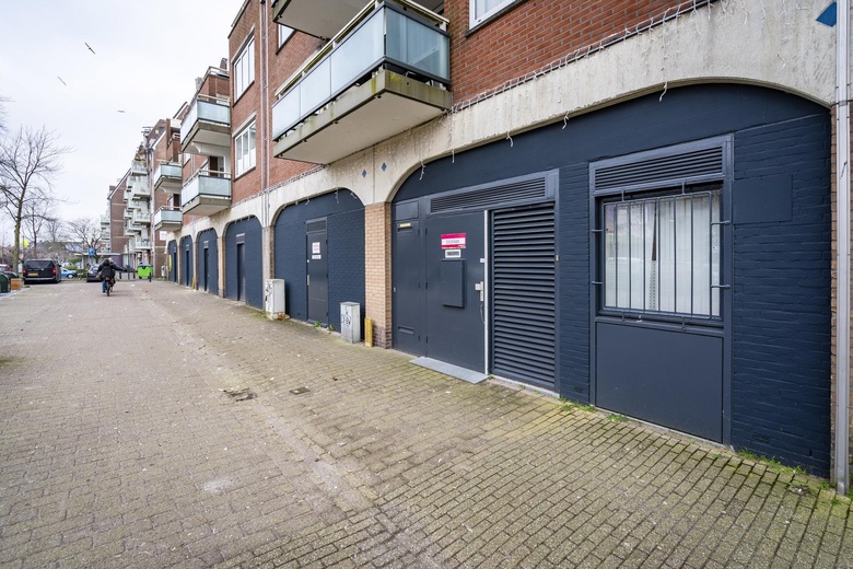 WinkelruimteaanOostermeent-West 9<br/> inHuizen WinkelruimteaanOostermeent-West 9<br/> inHuizen