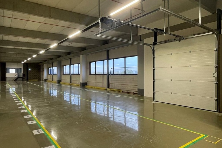 BedrijfsruimteaanHandelsweg 7<br/> inMijdrecht