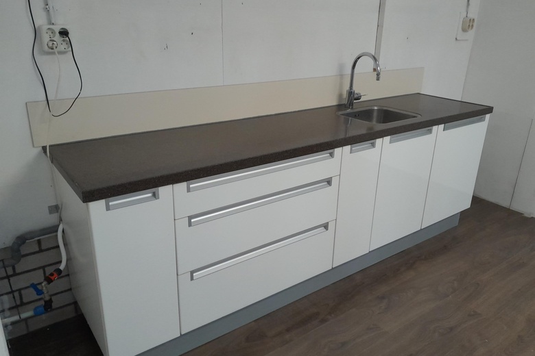 BedrijfsruimteaanProvincialeweg Oost 13 a<br/> inHaastrecht