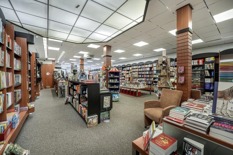 WinkelruimteaanSchoolstraat 68<br/> inVoorschoten WinkelruimteaanSchoolstraat 68<br/> inVoorschoten