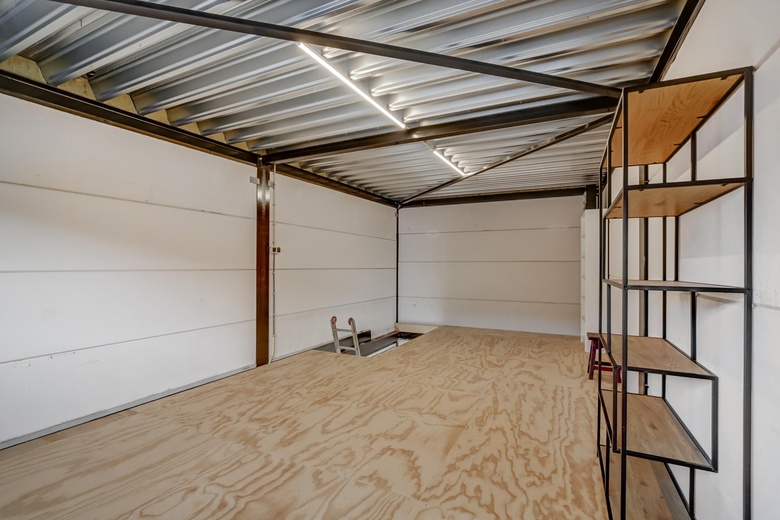 BedrijfsruimteaanNikkelweg 297<br/> inAlphen aan den Rijn