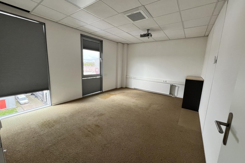 BedrijfsruimteaanTijnmuiden 85<br/> inAmsterdam