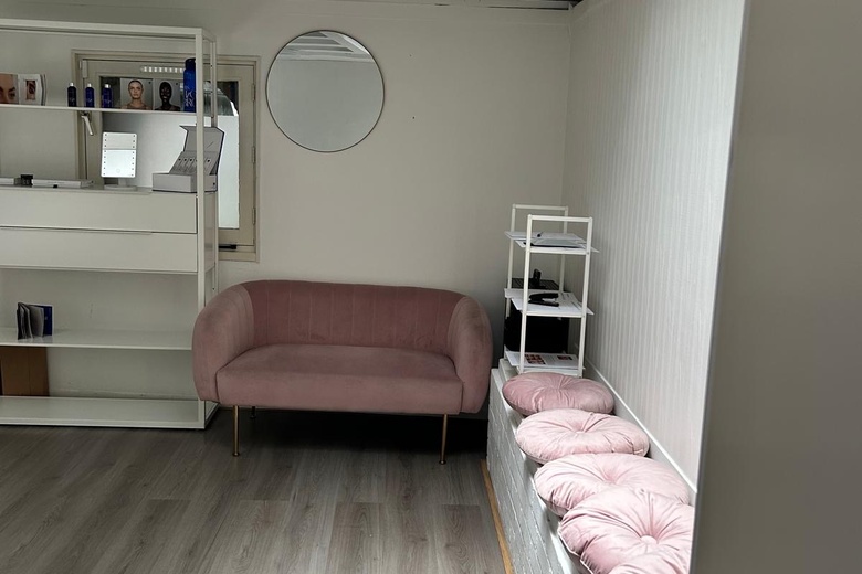 Bekijk foto 2 in  aan de  in 