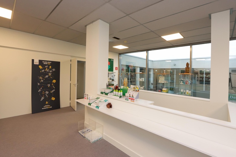 BedrijfsruimteaanDe Huchtstraat 14<br/> inAlmere BedrijfsruimteaanDe Huchtstraat 14<br/> inAlmere