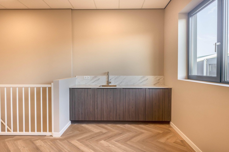 BedrijfsruimteaanKattendijk 43 d 2<br/> inGouderak