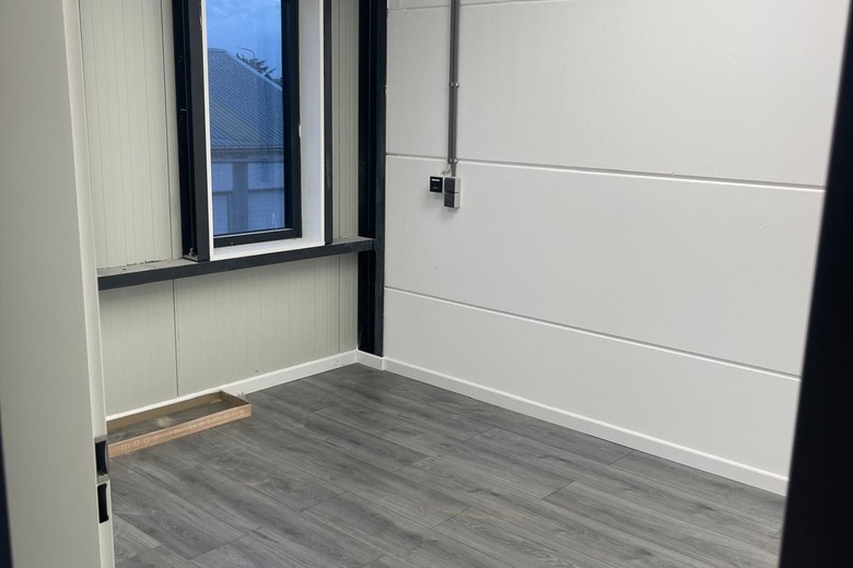 BedrijfsruimteaanRaasdorperweg 150 M<br/> inLijnden BedrijfsruimteaanRaasdorperweg 150 M<br/> inLijnden