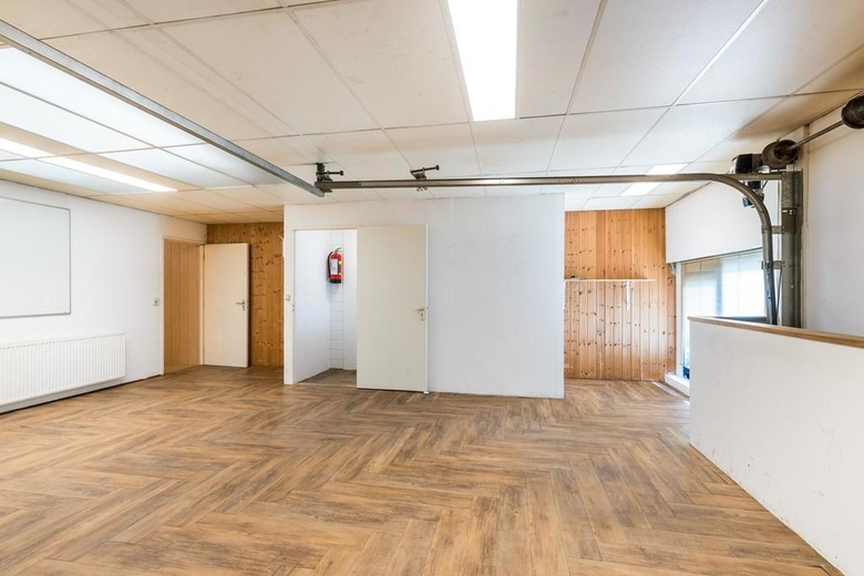 BedrijfsruimteaanAmbachtsweg 39 E<br/> inPijnacker