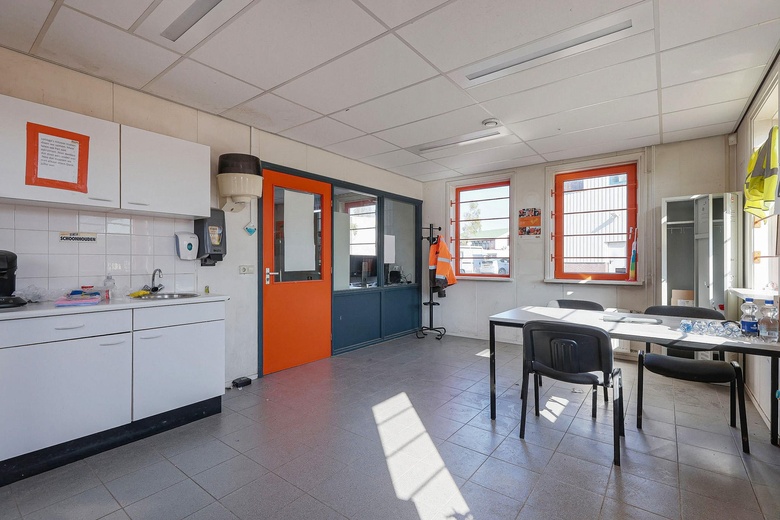 Bedrijfsruimte Zaandam - Tienlingstraat 4 - Foto 12
