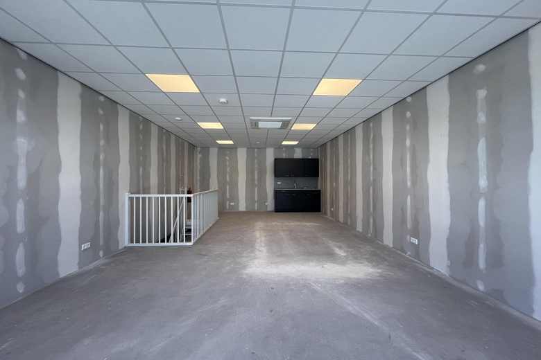 BedrijfsruimteaanHoutkopersstraat 6 D<br/> inZwijndrecht BedrijfsruimteaanHoutkopersstraat 6 D<br/> inZwijndrecht
