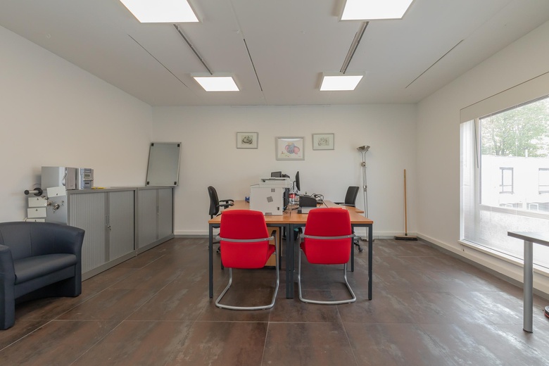 BedrijfsruimteaanMeer en Duin 367<br/> inLisse BedrijfsruimteaanMeer en Duin 367<br/> inLisse