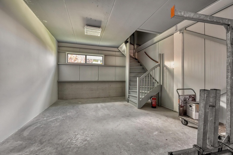 BedrijfsruimteaanIndustrieweg 28<br/> inVoorschoten BedrijfsruimteaanIndustrieweg 28<br/> inVoorschoten