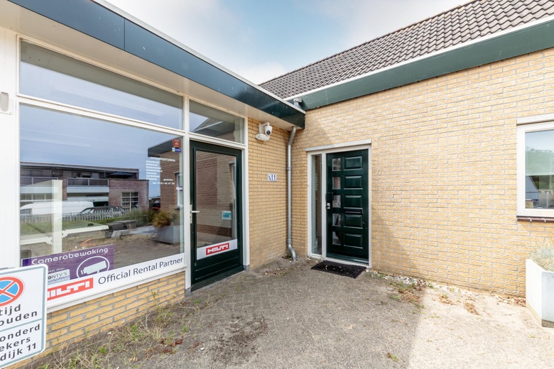 BedrijfsruimteaanMolendijk 11<br/> inRockanje
