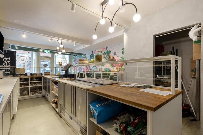 WinkelruimteaanSteenstraat 21<br/> inLeiden WinkelruimteaanSteenstraat 21<br/> inLeiden