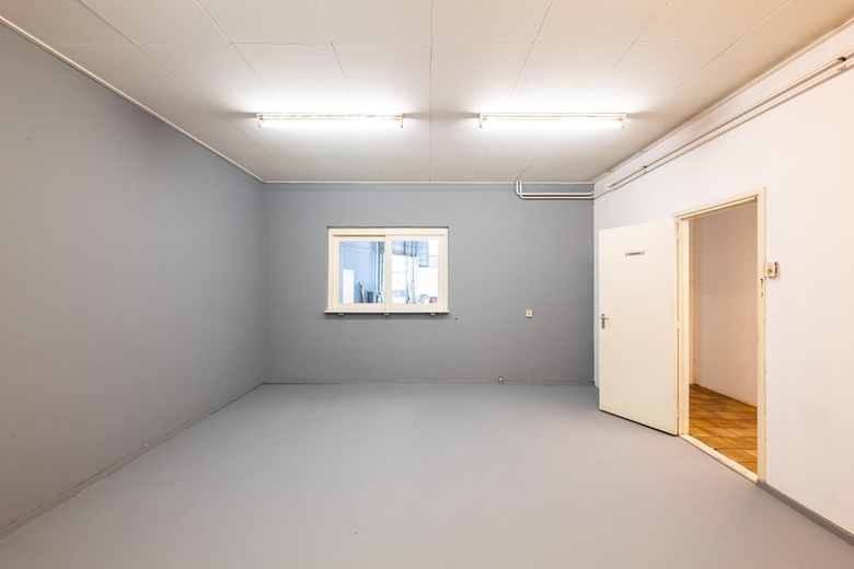 BedrijfsruimteaanRijksstraatweg 109<br/> inHellevoetsluis