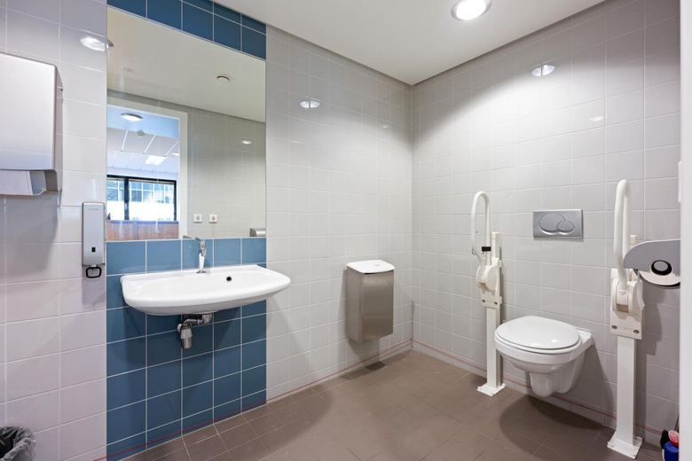 KantoorruimteaanStationsweg 41<br/> inZwijndrecht