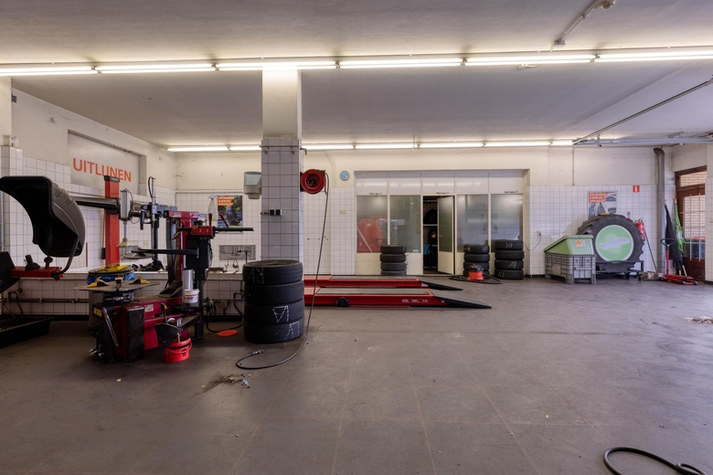 BedrijfsruimteaanCeintuurbaan 53 b<br/> inHuizen BedrijfsruimteaanCeintuurbaan 53 b<br/> inHuizen