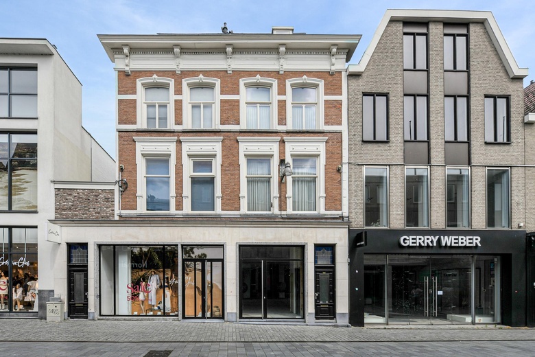 Bekijk foto 1 van Ginnekenstraat 111 Bekijk foto 1 van Ginnekenstraat 111
