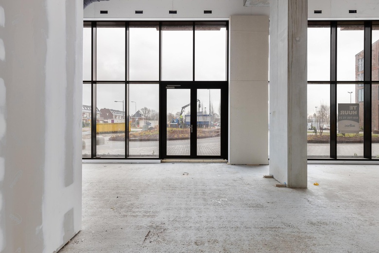 WinkelruimteaanMolenplein 157<br/> inZoeterwoude WinkelruimteaanMolenplein 157<br/> inZoeterwoude