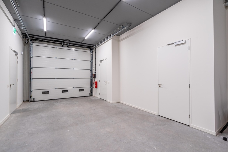 BedrijfsruimteaanHavenstraat 72 a<br/> inHuizen