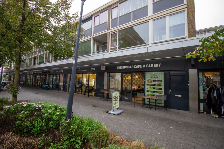 Bekijk foto Horeca aan de Slauerhoffstraat 23 in Haarlem