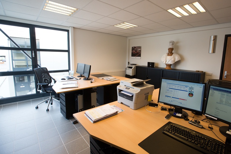 BedrijfsruimteaanWeerterveld 71<br/> inMeerssen BedrijfsruimteaanWeerterveld 71<br/> inMeerssen