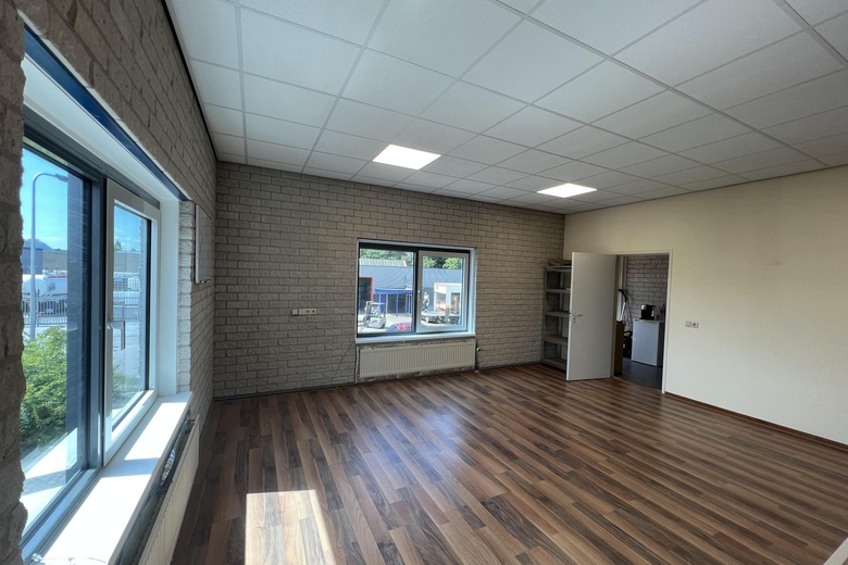 KantoorruimteaanMandenmakerstraat 28<br/> inRidderkerk KantoorruimteaanMandenmakerstraat 28<br/> inRidderkerk