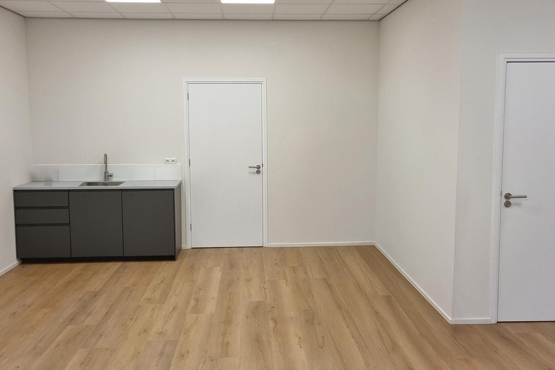 BedrijfsruimteaanLuchtenhorst 7 b<br/> inZutphen BedrijfsruimteaanLuchtenhorst 7 b<br/> inZutphen