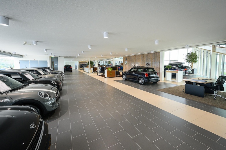 BedrijfsruimteaanDriemanssteeweg 130<br/> inRotterdam BedrijfsruimteaanDriemanssteeweg 130<br/> inRotterdam
