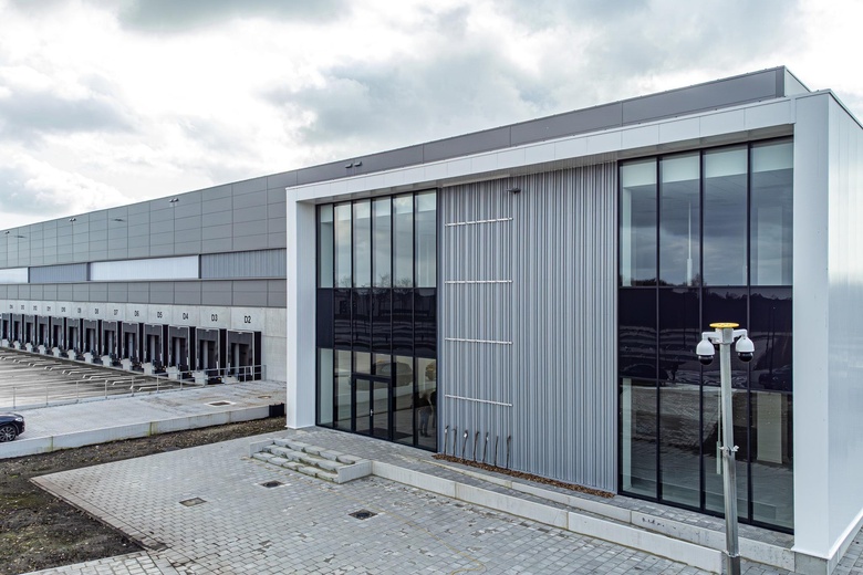 BedrijfsruimteaanBellstraat 10<br/> inEmmen