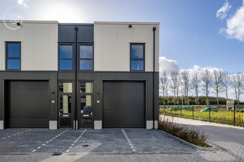 BedrijfsruimteaanWaterfront 1 f<br/> inOude-Tonge