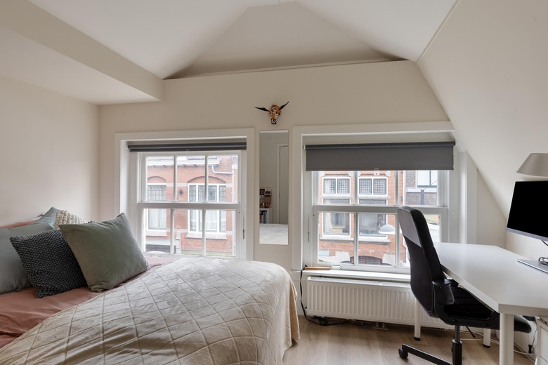 WinkelruimteaanSteenstraat 21<br/> inLeiden WinkelruimteaanSteenstraat 21<br/> inLeiden