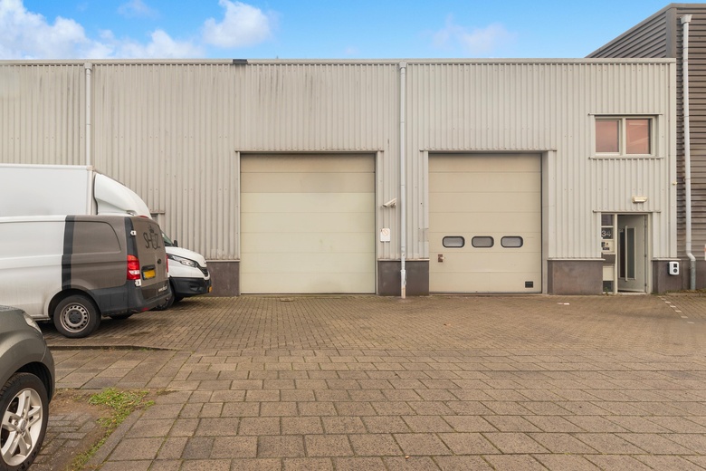 BedrijfsruimteaanStaalstraat 26<br/> inVelsen