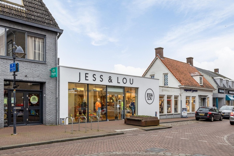 WinkelruimteaanRaadhuisstraat 108<br/> inHoogerheide WinkelruimteaanRaadhuisstraat 108<br/> inHoogerheide