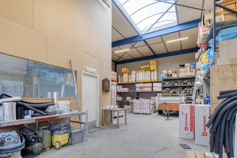 BedrijfsruimteaanCanadabaan 7 l<br/> inNistelrode