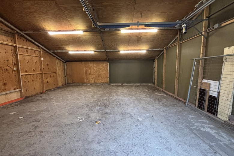 BedrijfsruimteaanSchinkeldijkje 10 22<br/> inAalsmeer