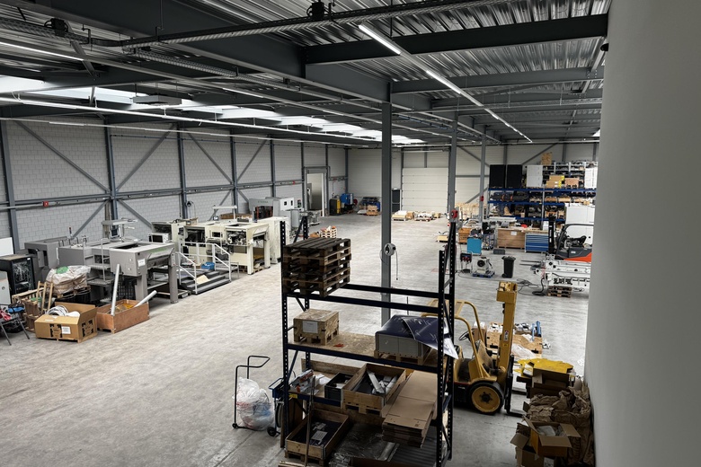 BedrijfsruimteaanRietveldenweg 55 B<br/> inDen Bosch BedrijfsruimteaanRietveldenweg 55 B<br/> inDen Bosch