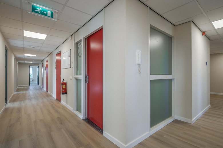 KantoorruimteaanMercurion 24<br/> inZevenaar KantoorruimteaanMercurion 24<br/> inZevenaar