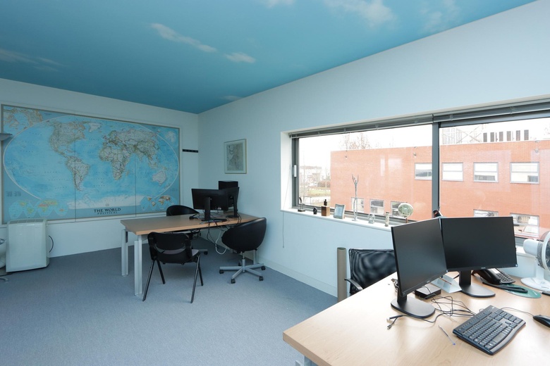 BedrijfsruimteaanDe Huchtstraat 14<br/> inAlmere BedrijfsruimteaanDe Huchtstraat 14<br/> inAlmere