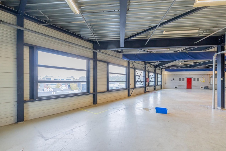 BedrijfsruimteaanZaalbergweg 9<br/> inLeiden BedrijfsruimteaanZaalbergweg 9<br/> inLeiden