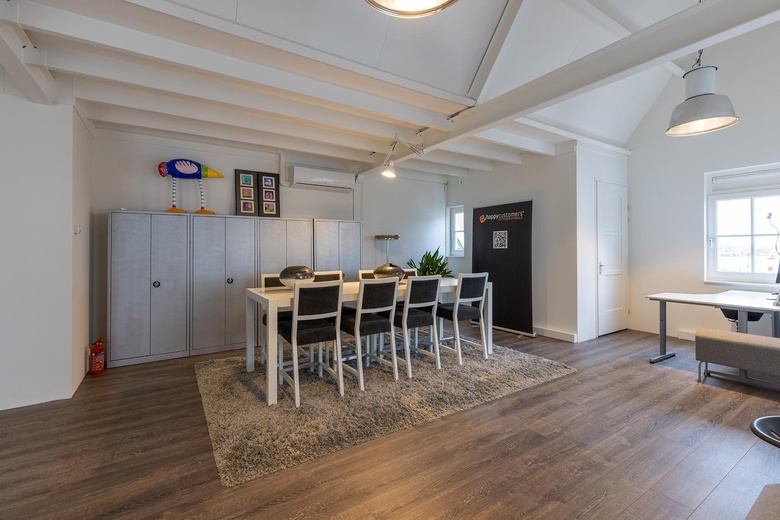 KantoorruimteaanZwaardklamp 7<br/> inHuizen KantoorruimteaanZwaardklamp 7<br/> inHuizen