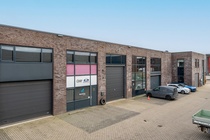 Bekijk foto 3 van Melkrijder 17 b