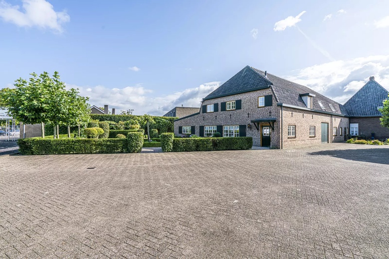 Bekijk foto 4 in  aan de  in 