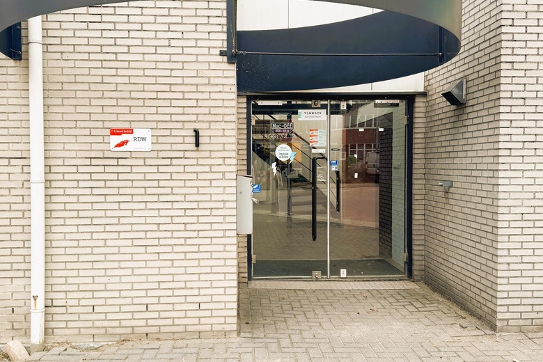 BedrijfsruimteaanNijverheidslaan 1<br/> inWeesp