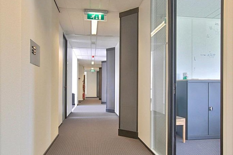 KantoorruimteaanLeeuwenveldseweg 5 f<br/> inWeesp