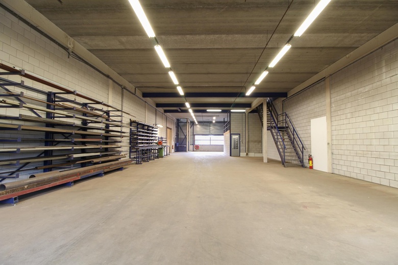 BedrijfsruimteaanBoezemweg 23 a<br/> inPijnacker BedrijfsruimteaanBoezemweg 23 a<br/> inPijnacker