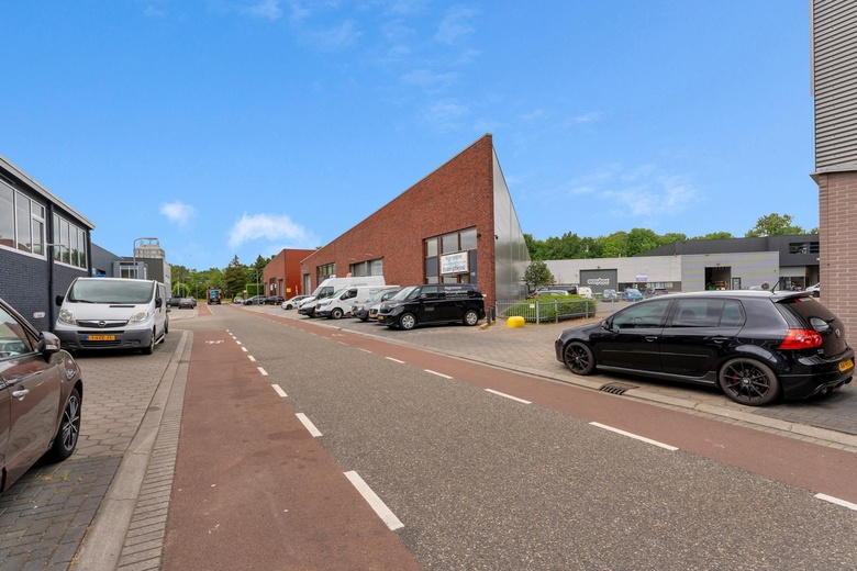 KantoorruimteaanDirck Uytenboogaertstraat 9<br/> inZwijndrecht