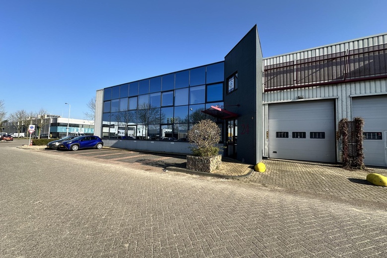 BedrijfsruimteaanParellaan 24<br/> inHoofddorp BedrijfsruimteaanParellaan 24<br/> inHoofddorp