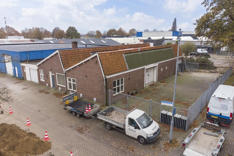 Bekijk foto 1 van Industriestraat 15 Bekijk foto 1 van Industriestraat 15