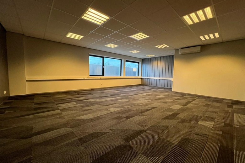 KantoorruimteaanAutoweg 24<br/> inRhenen